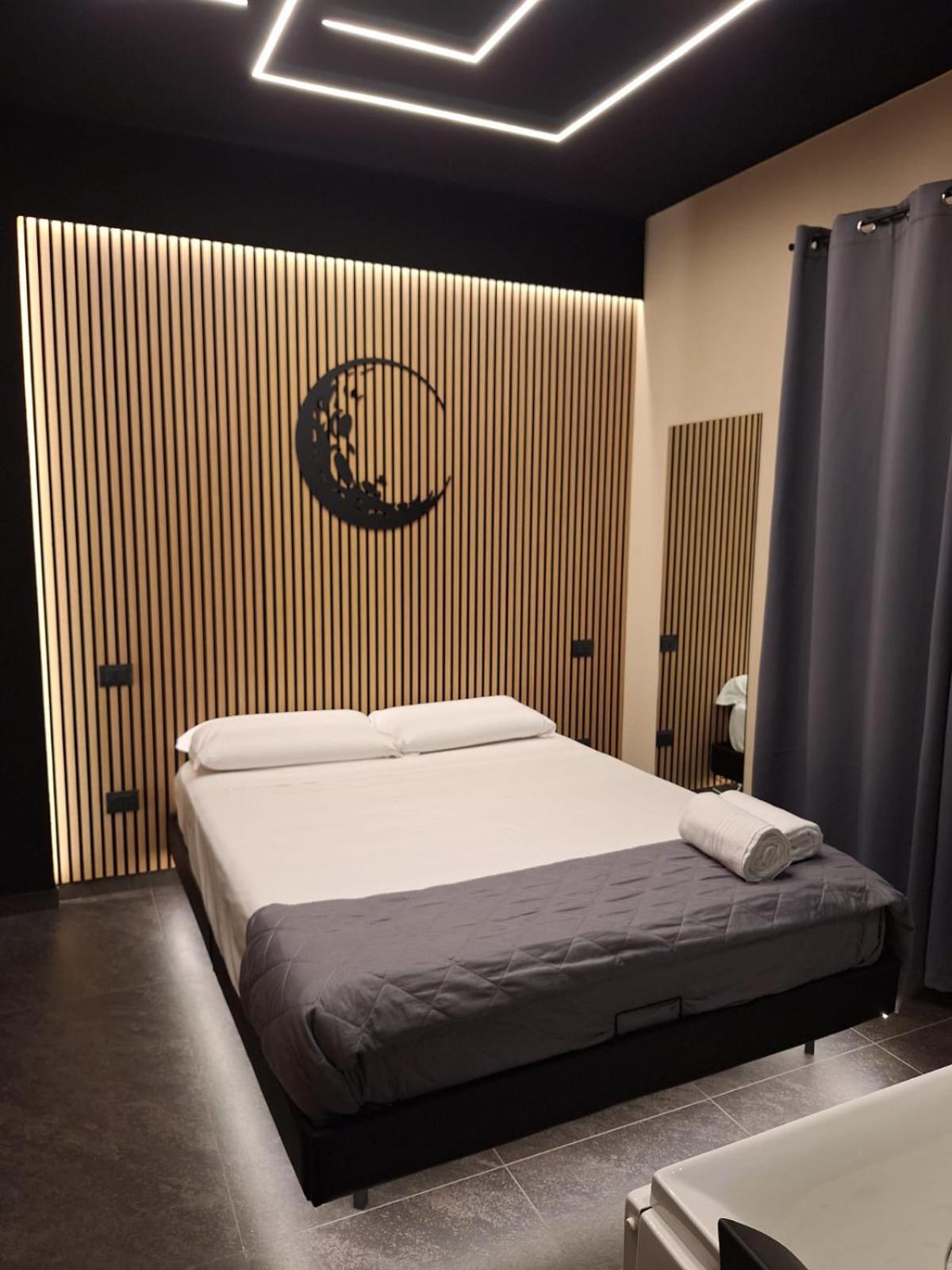 Dark & Light Rooms & Luxury Suites Катания Экстерьер фото